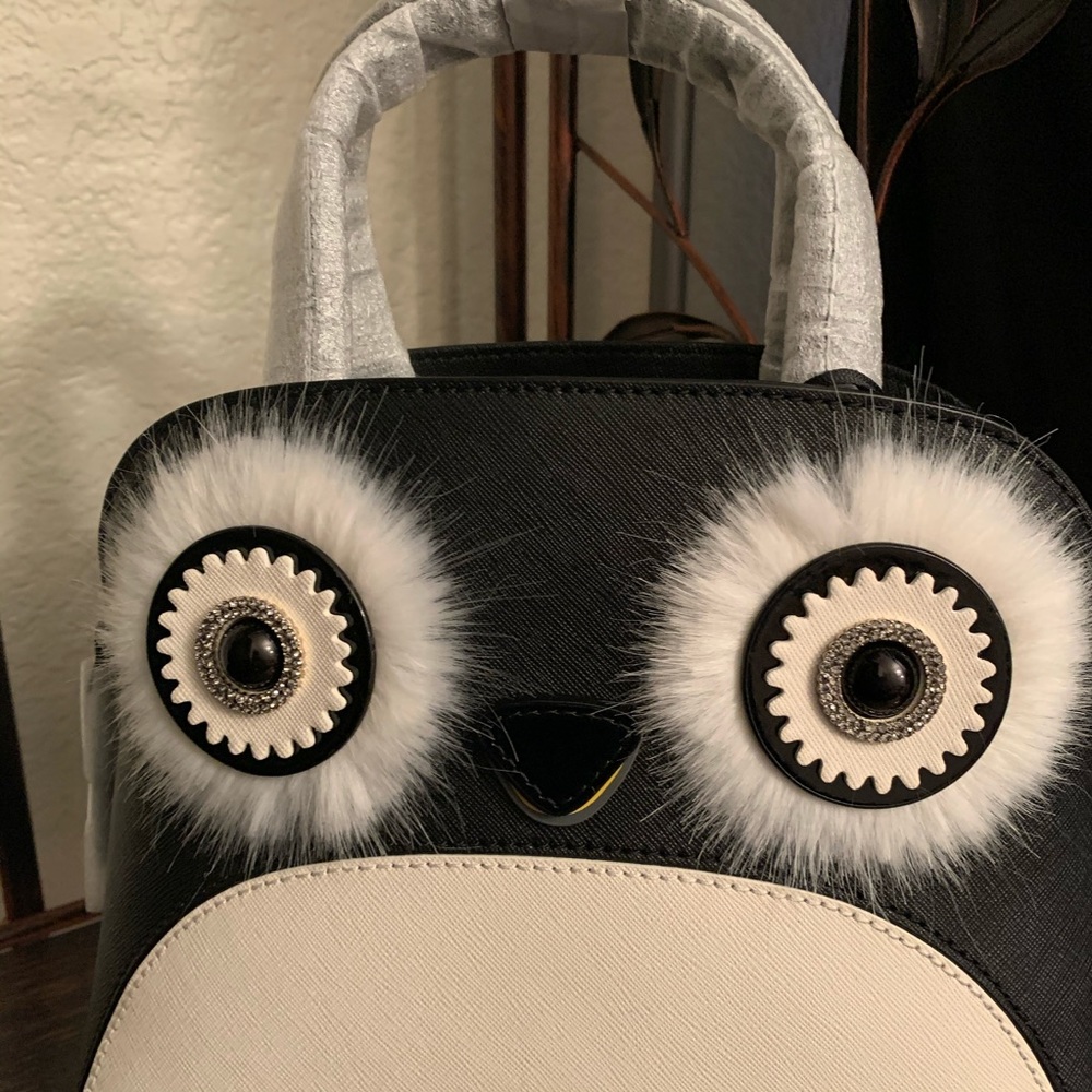 Kate Spade Dashing Beauty Penguin Small Lottie - Picture 3 of 8